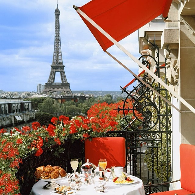 Hotel Plaza Athenee